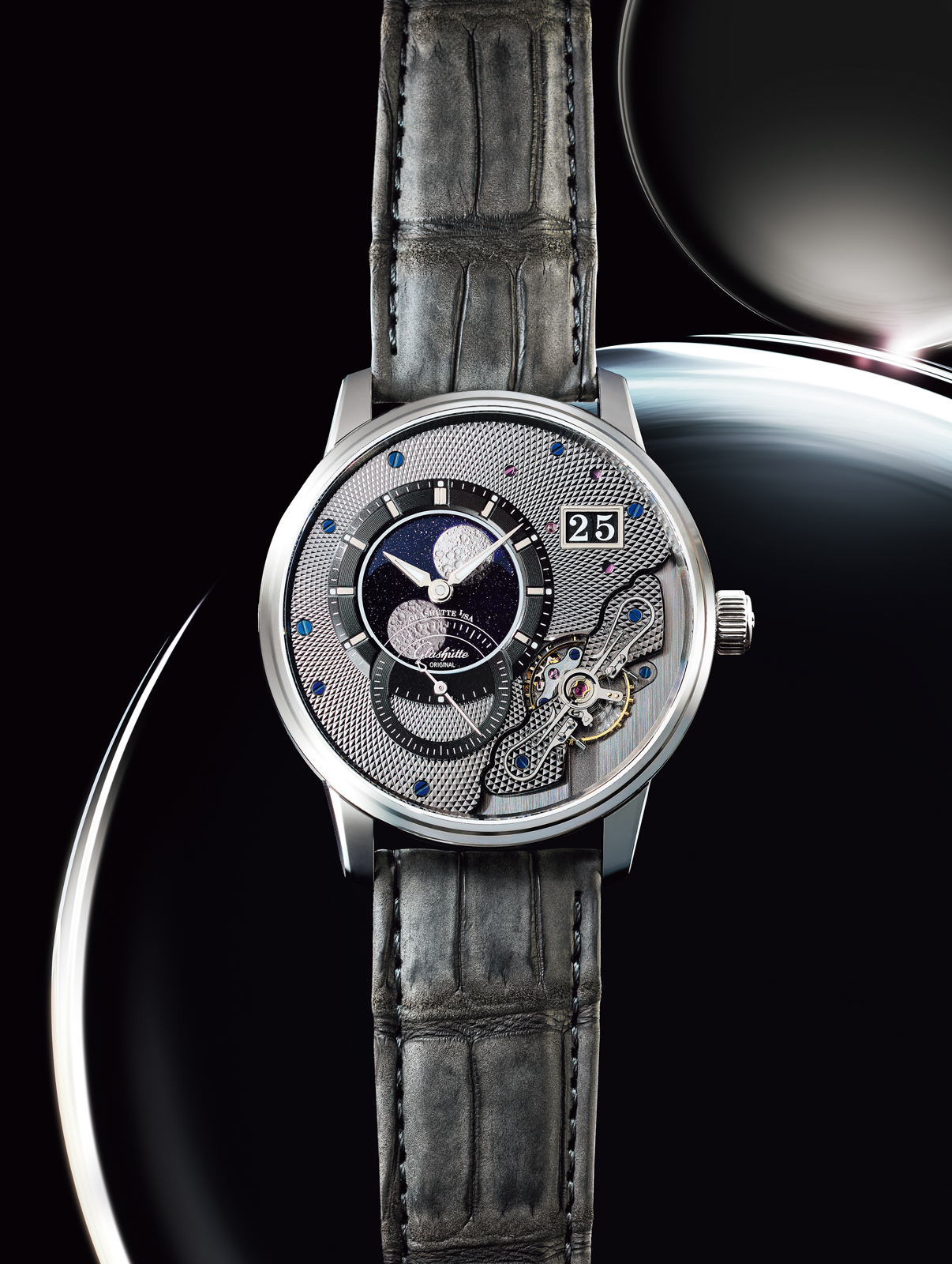 グラスヒュッテ・オリジナル、少数生産のレア腕時計「パノルナ