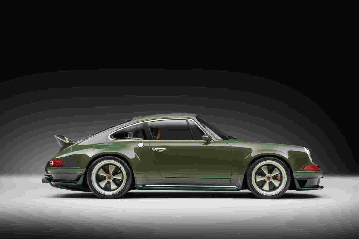 Porsche 911 Reimagined by Singer – DLS Service」