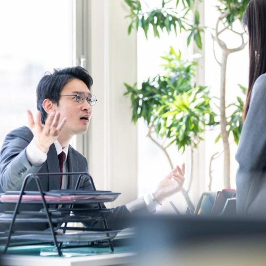 防衛大の“過酷なアイロンがけ”に学ぶリーダー論、部下を褒める時は「絶対評価」でいけ