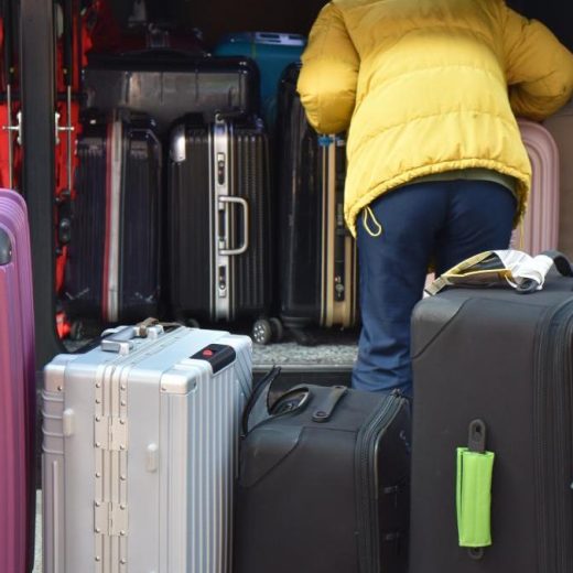 円安で増えた「質の悪い旅行者」。観光税で“ただ乗り利用”対策を【経済学者・野口悠紀雄】