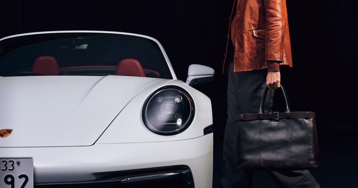 プラダ、ロエベ…オープンカーに合うバッグ5選
