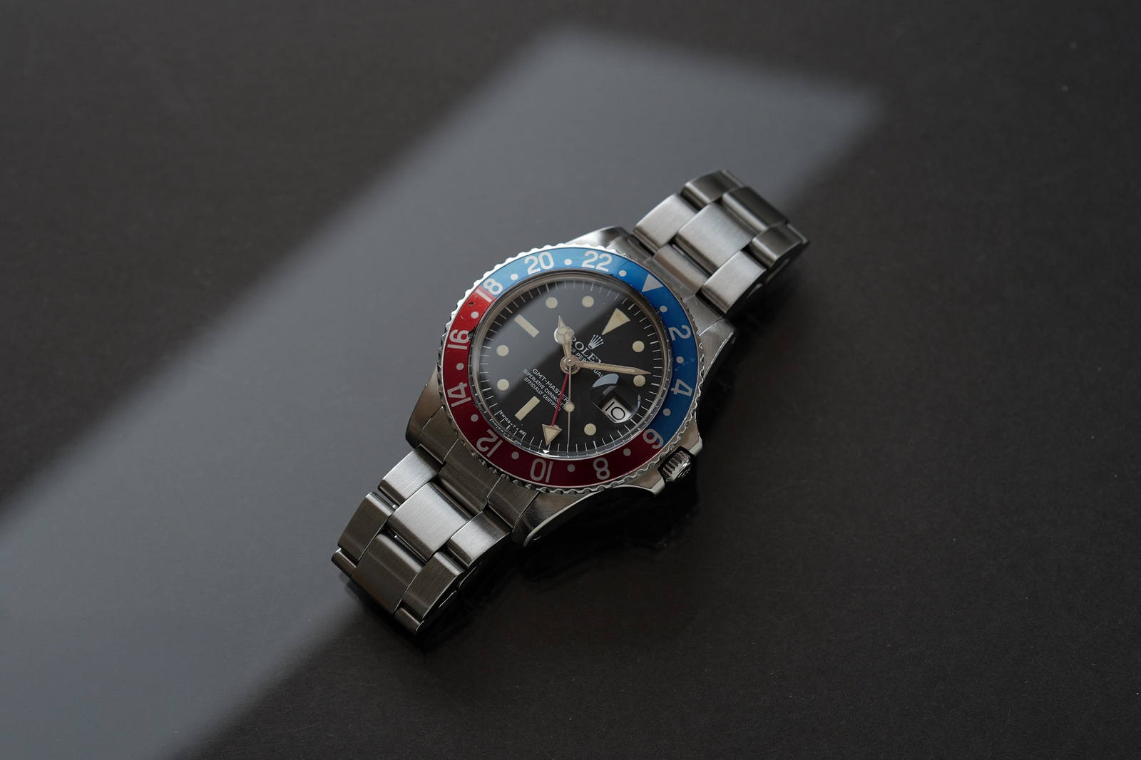 1977年製ロレックス「GMTマスター」“ラジアルダイヤル”を知っ