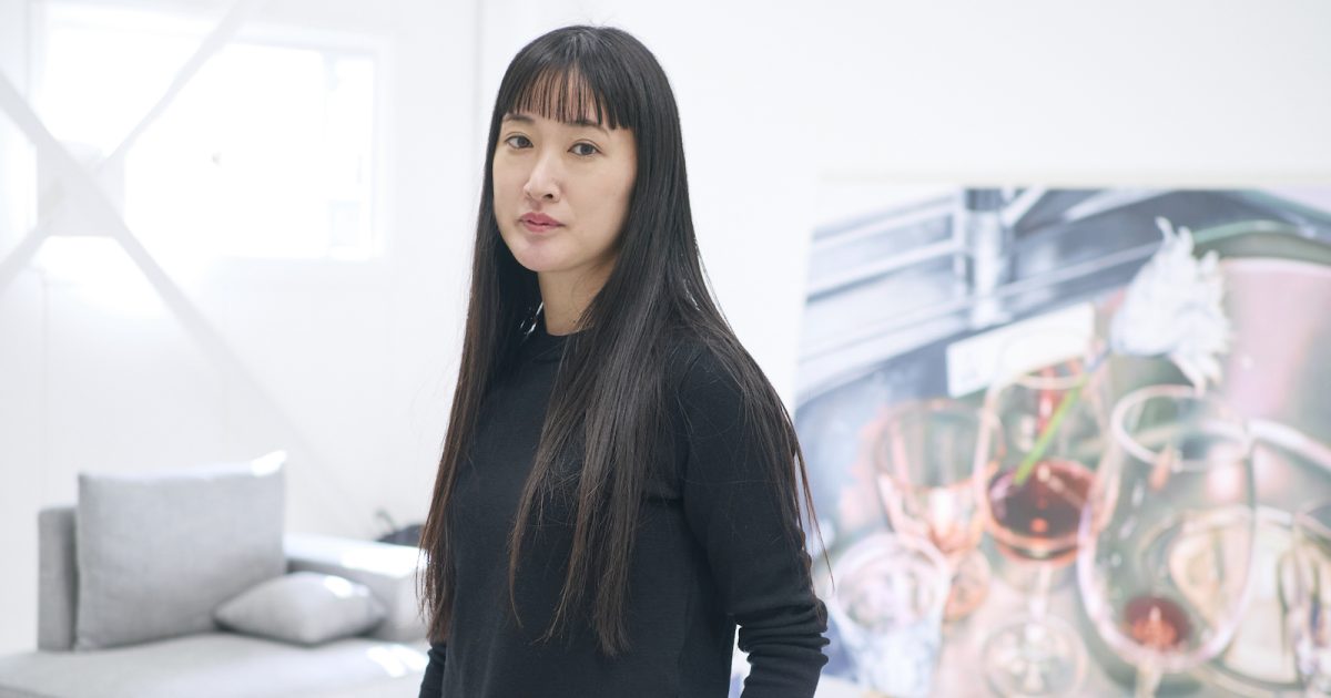 展覧会初日に完売。人気画家・松川朋奈の京都のアトリエ訪問