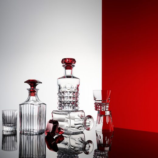 バカラ「Touch of Red」コレクション
