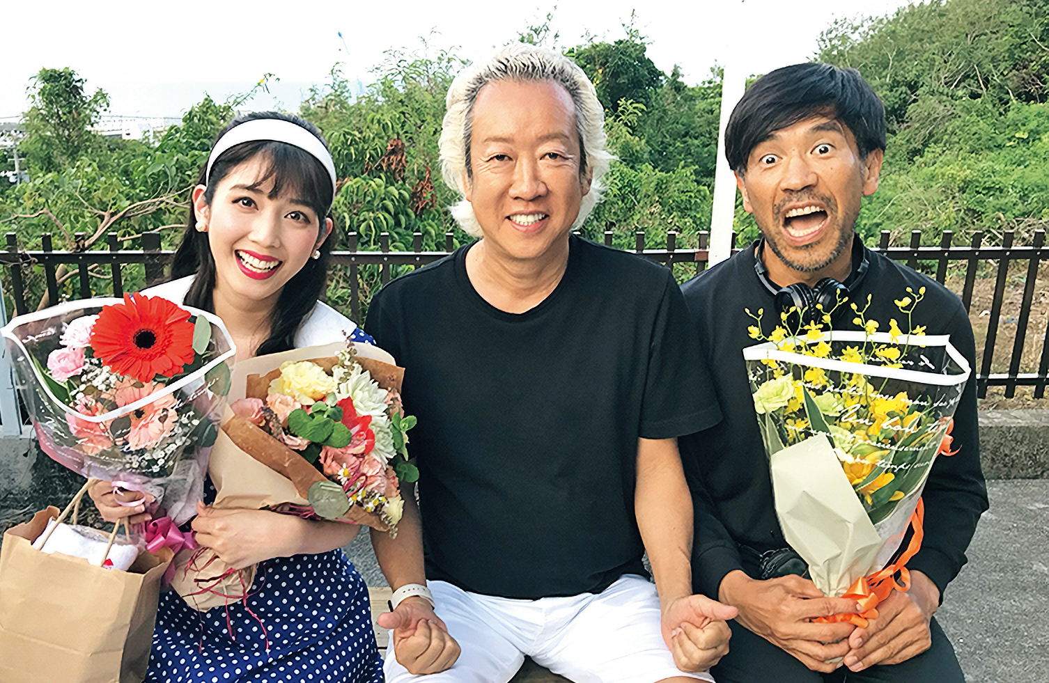 福田氏と照屋年之監督（右）と主演の松田ゆか氏（左）