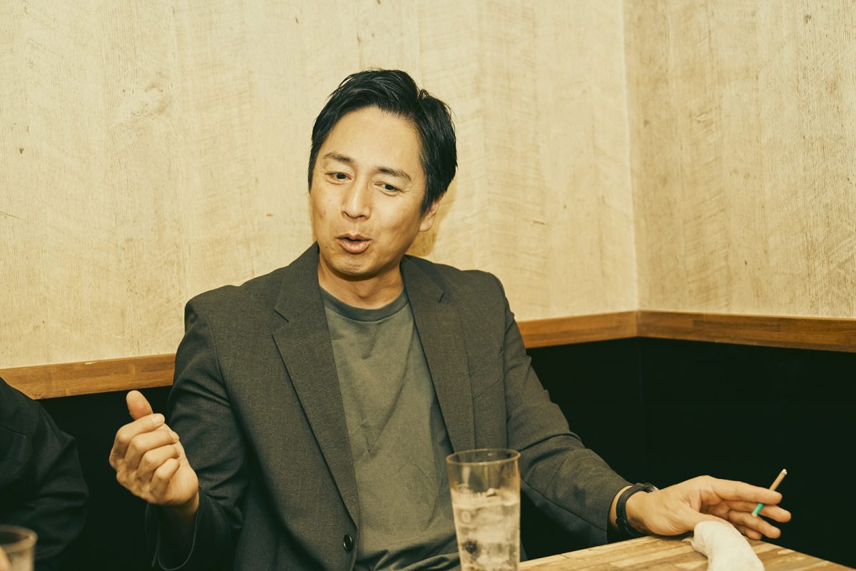徳井義実さん