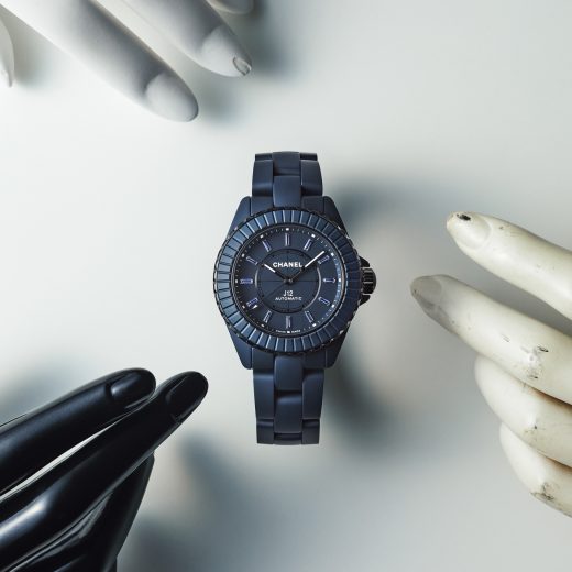 シャネル「J12 BLEU」