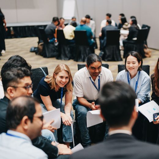 トライズ代表取締役社長の三木雄信氏が参加する「EMBA」の様子