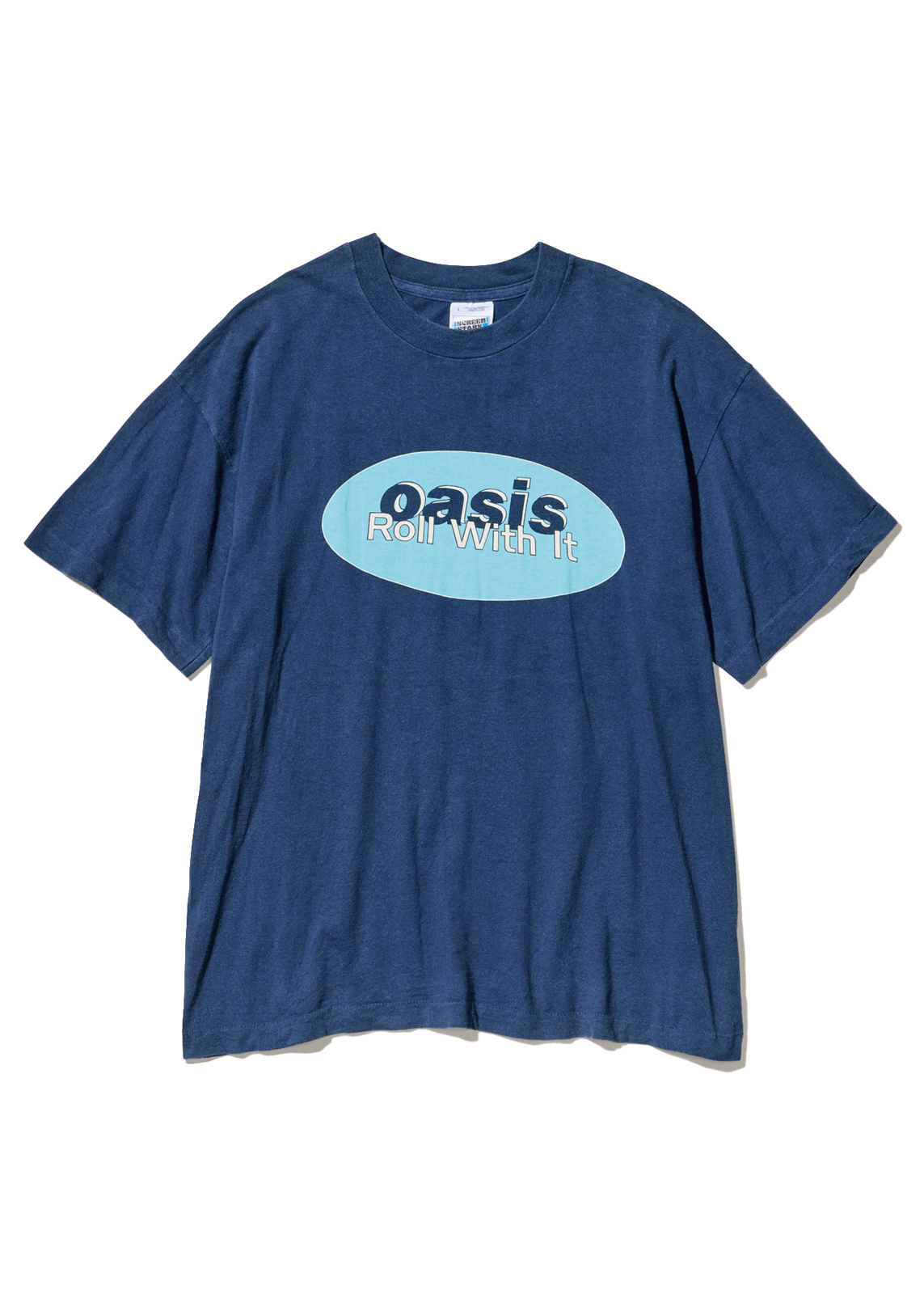 オアシスのTシャツ