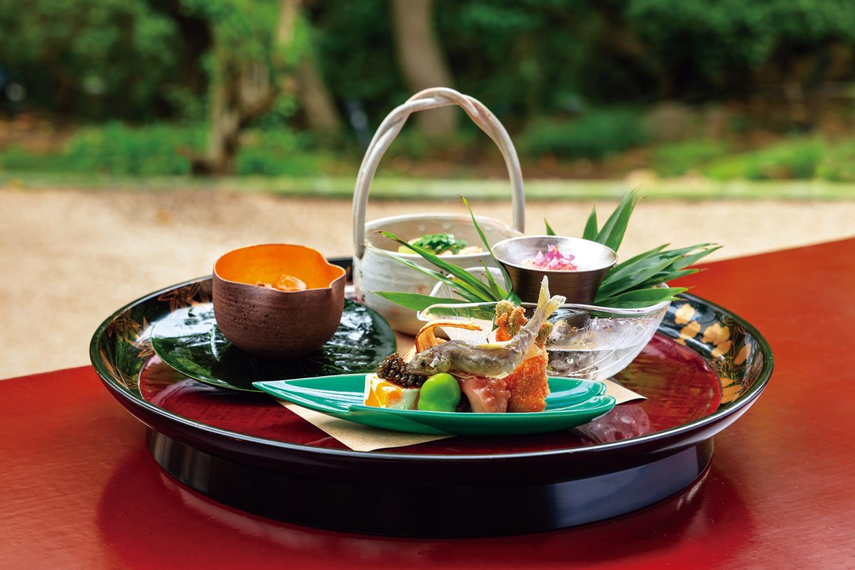 「なだ万本店 山茶花荘」の八寸
