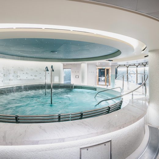 「クイーン・アン」のリラクゼーション施設