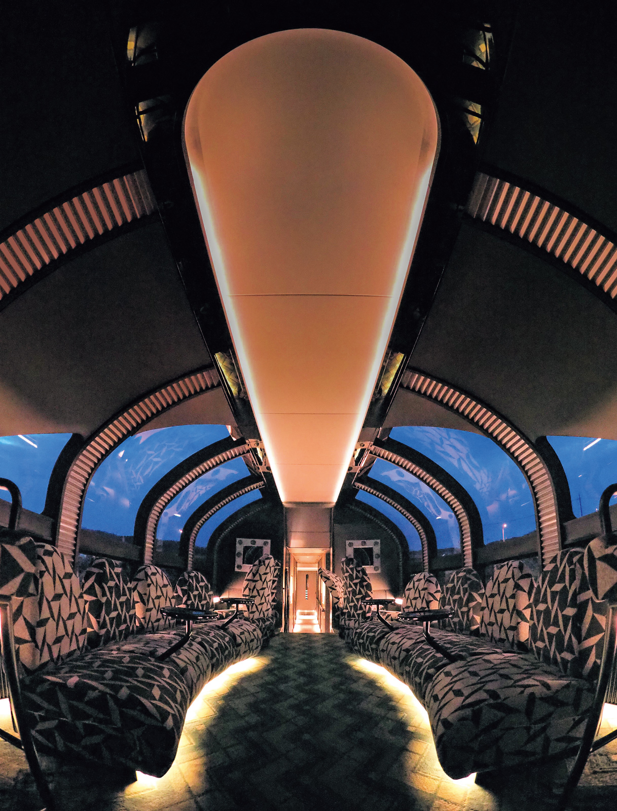 「TWILIGHT EXPRESS 瑞風」の展望車両