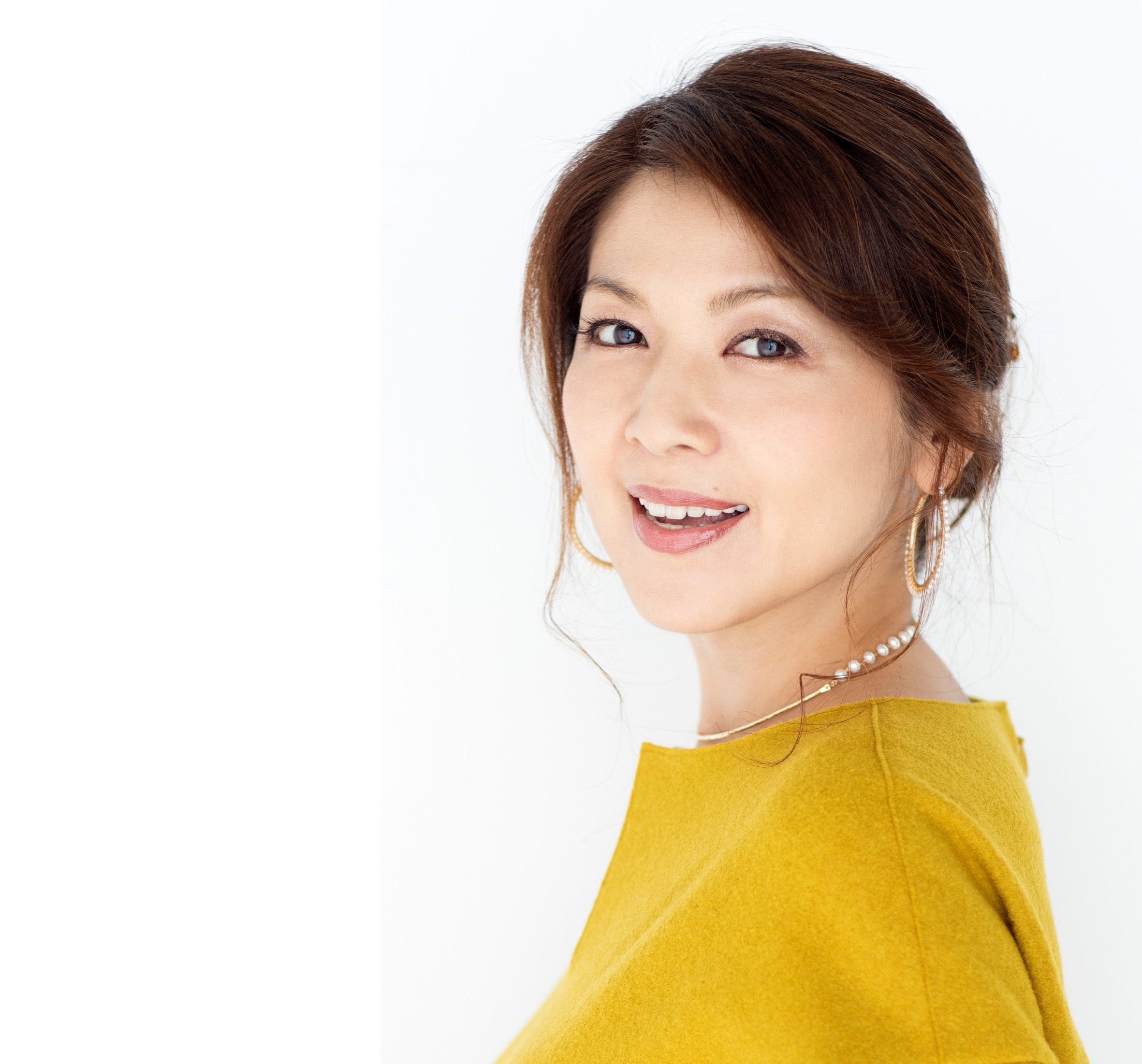 飯島直子「“癒やし系”と言われた頃が、一番性格がきつかった」 | GOETHE
