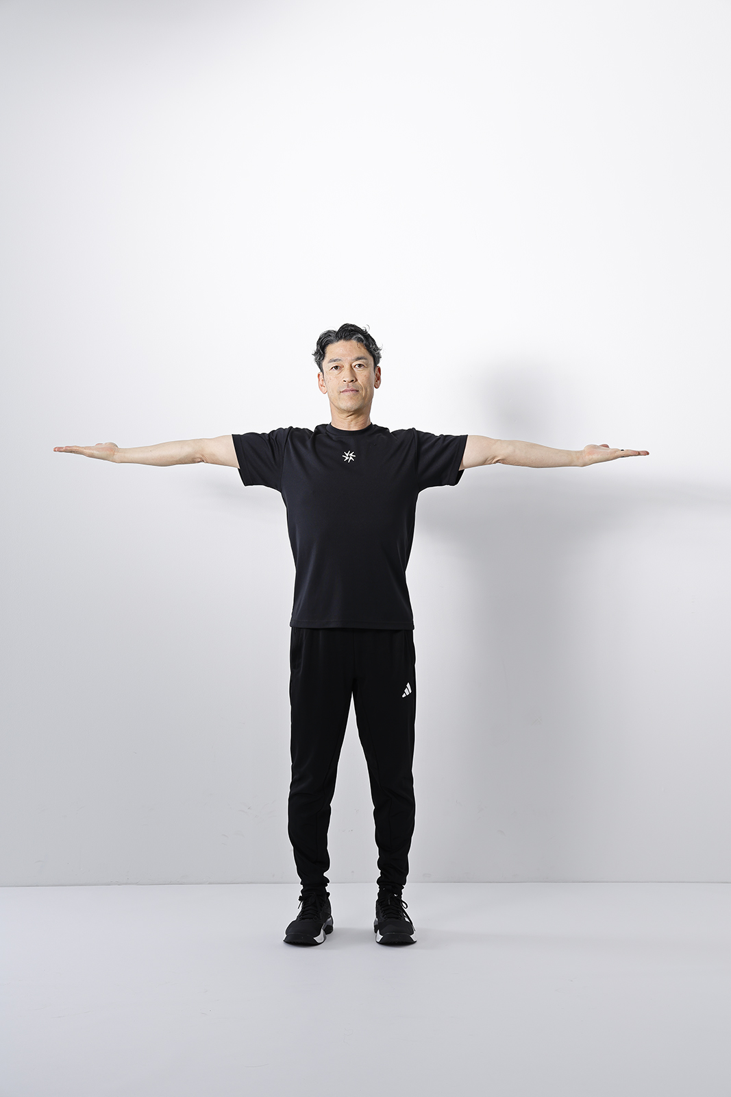 YTWL体操の「T」の動き