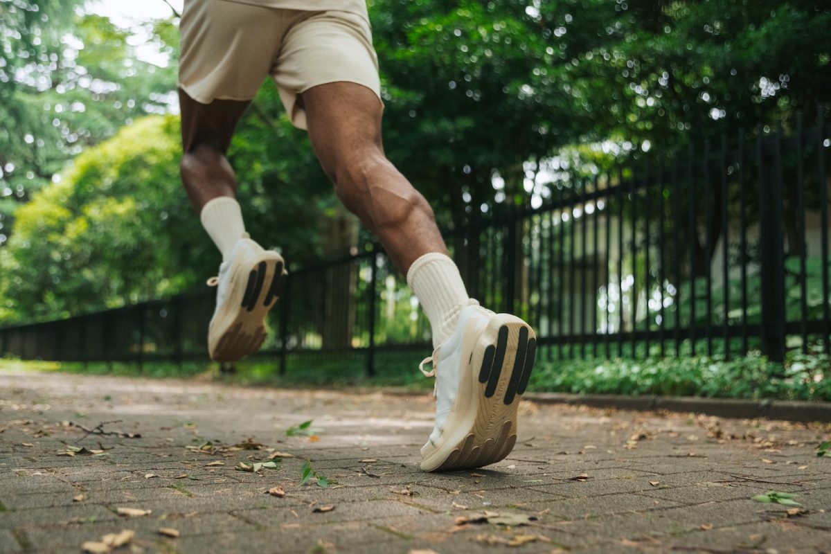 英国発のサステナブル・パフォーマンスランニングブランド「hylo ATHLETICS（ハイロ アスレティクス）」。