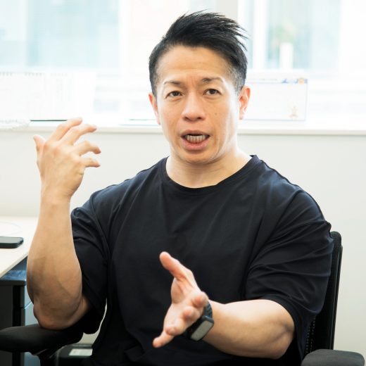 岡田隆氏（バズーカ岡田）