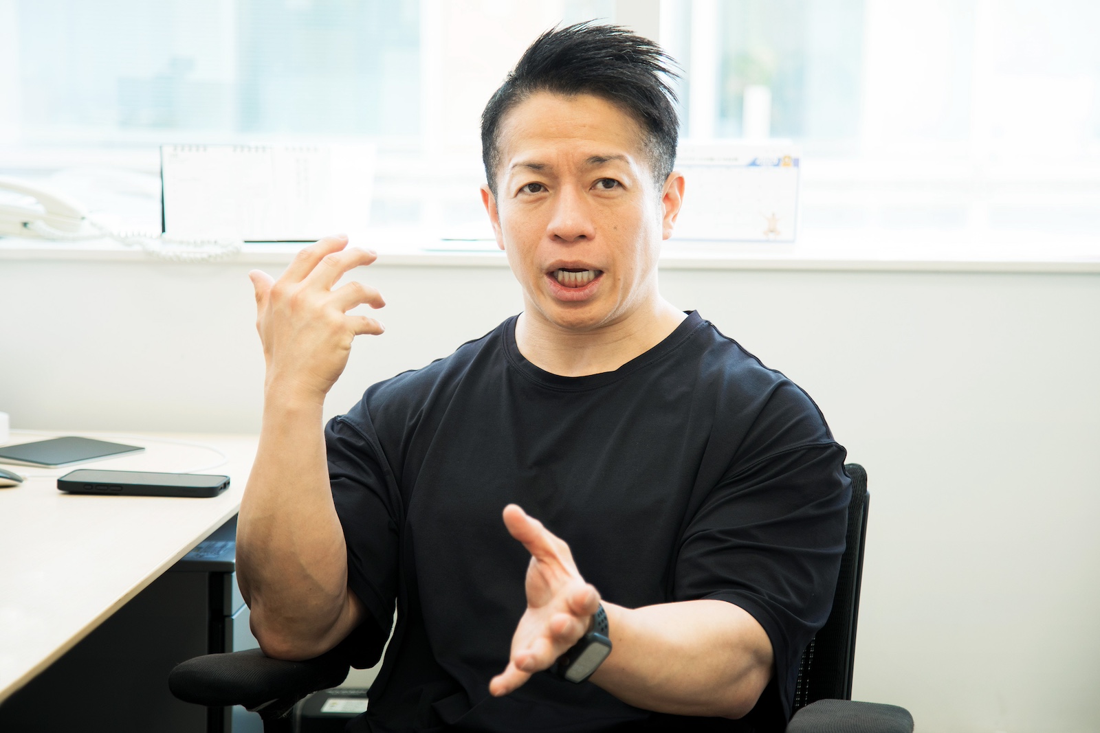 岡田隆氏（バズーカ岡田）