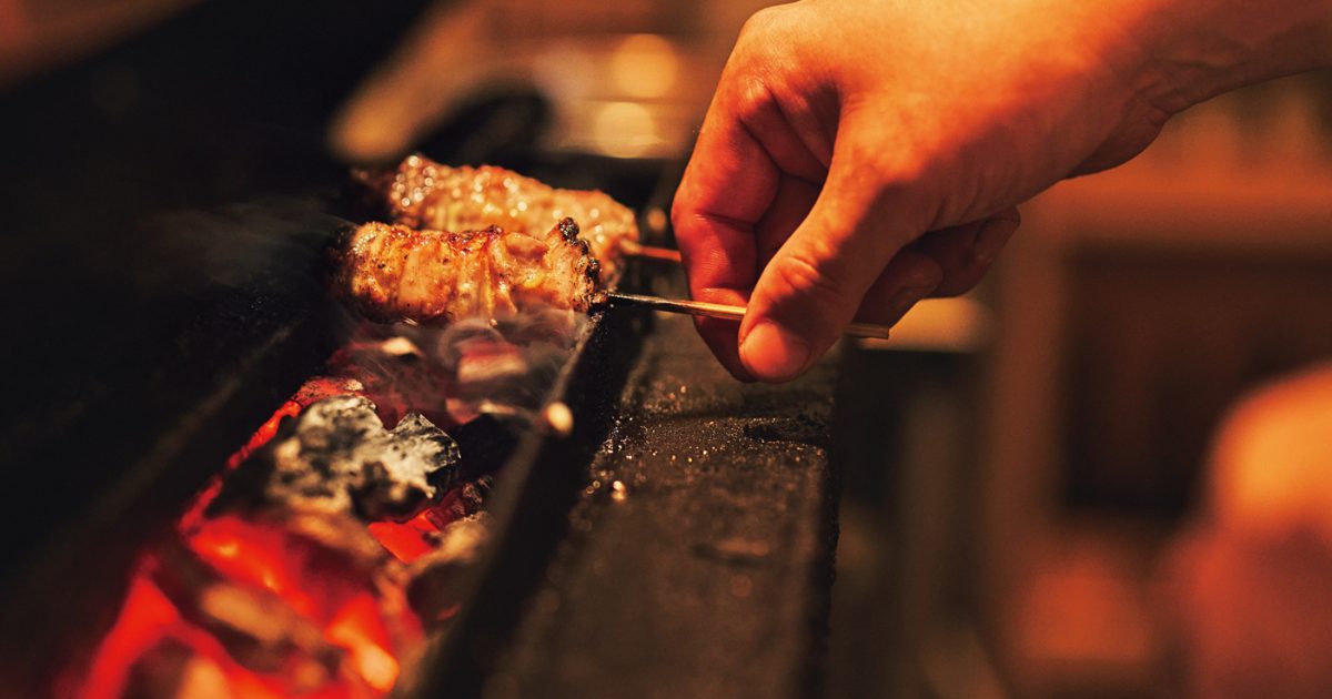 鍈輝｜「東京の焼鳥でここは外せない」中田英寿が何度も通う、恵比寿の超人気焼鳥店