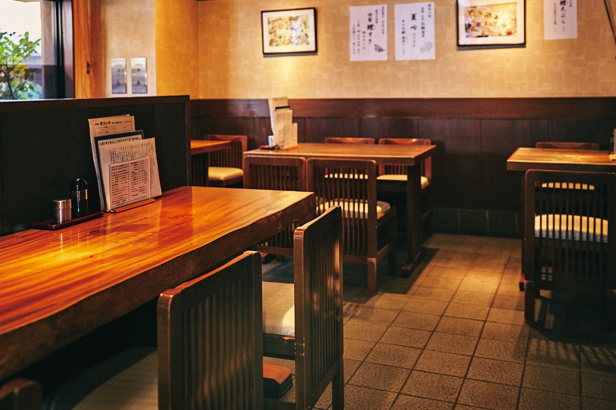 「そば處 大野屋」の店内