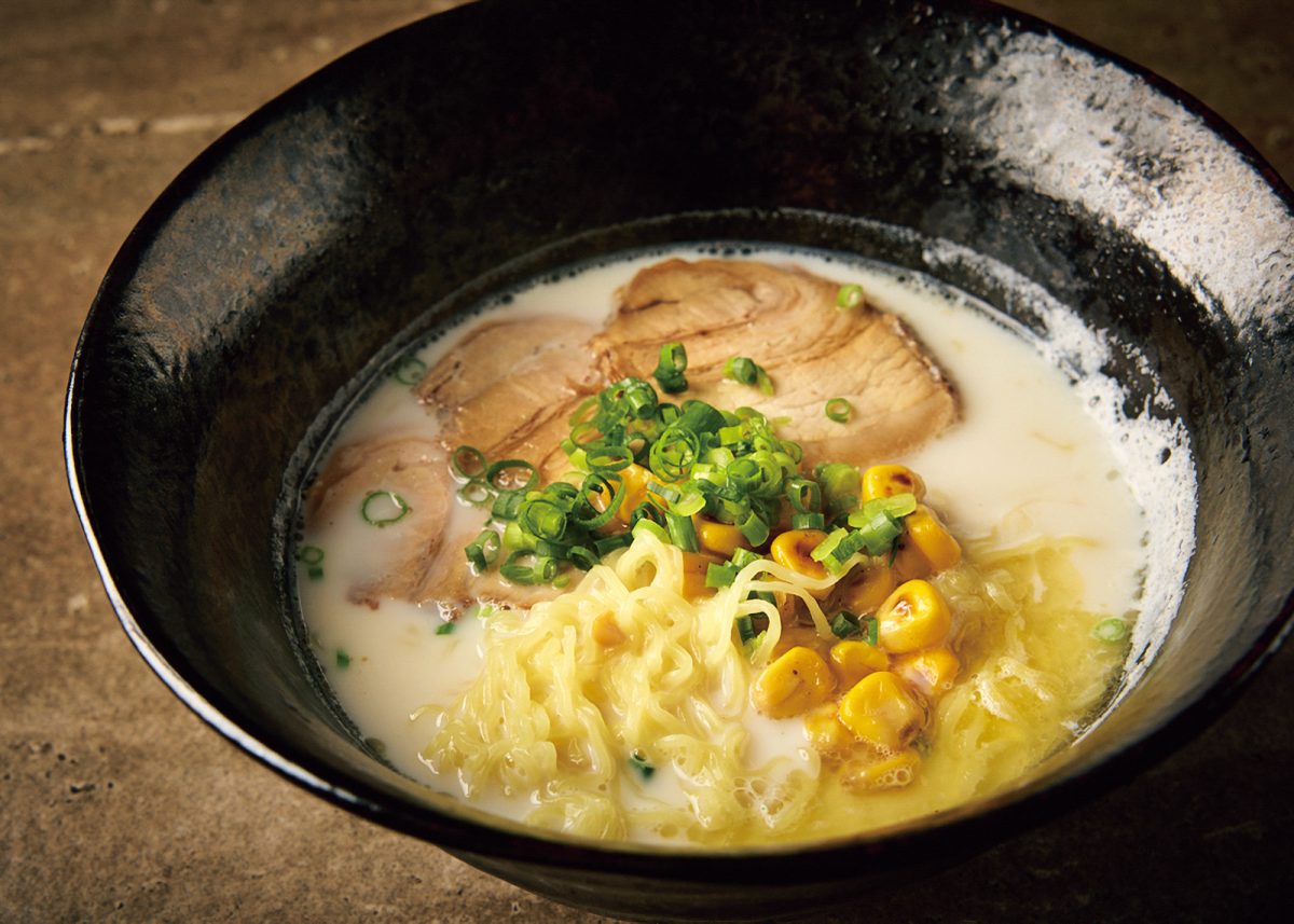 「白樺」の牛乳ラーメン