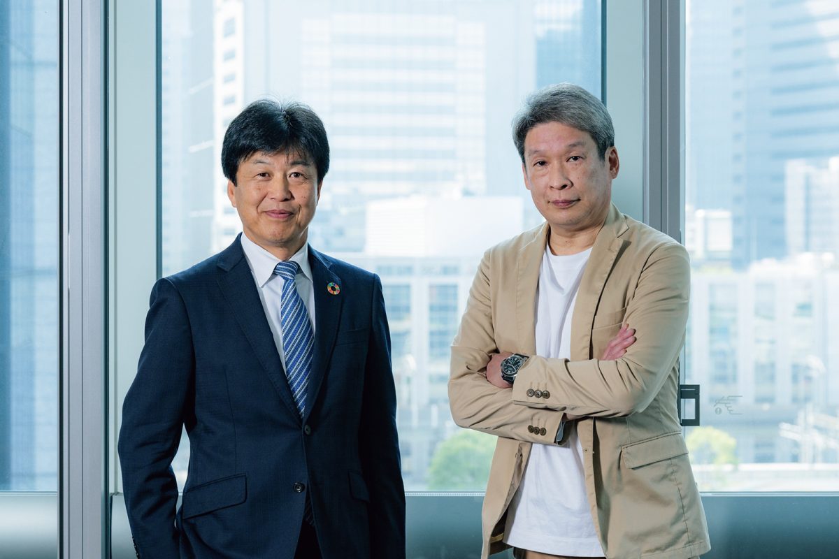 SMBCコンサルティング 代表取締役社長の田中良一氏と、大樹オンユー・インシュアランス・マネジメント 代表取締役社長の矢部隆明氏。