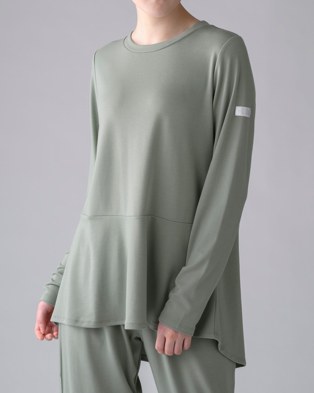 ReFa初のウェアライン「ReFa VITALWEAR（リファ バイタルウェア）」