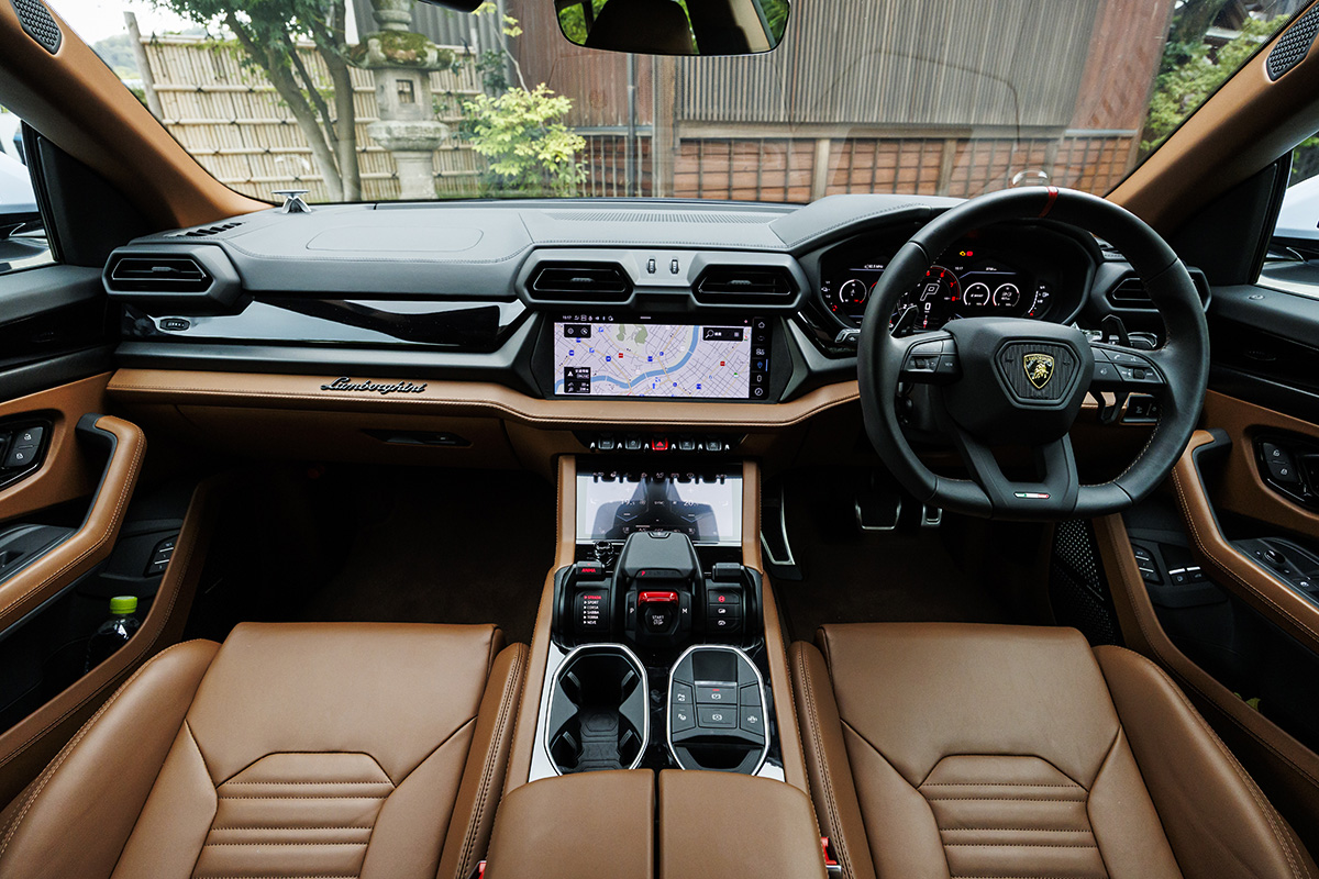 ランボルギーニ・ウルスSE