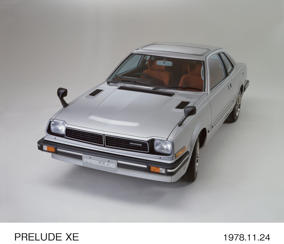1978年から1982年まで生産された初代プレリュード。