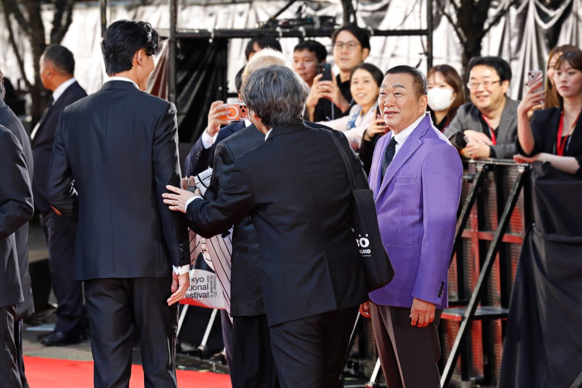 東京国際映画祭のレッドカーペットに登場した『栄光のバックホーム』チーム/幻冬舎・見城徹