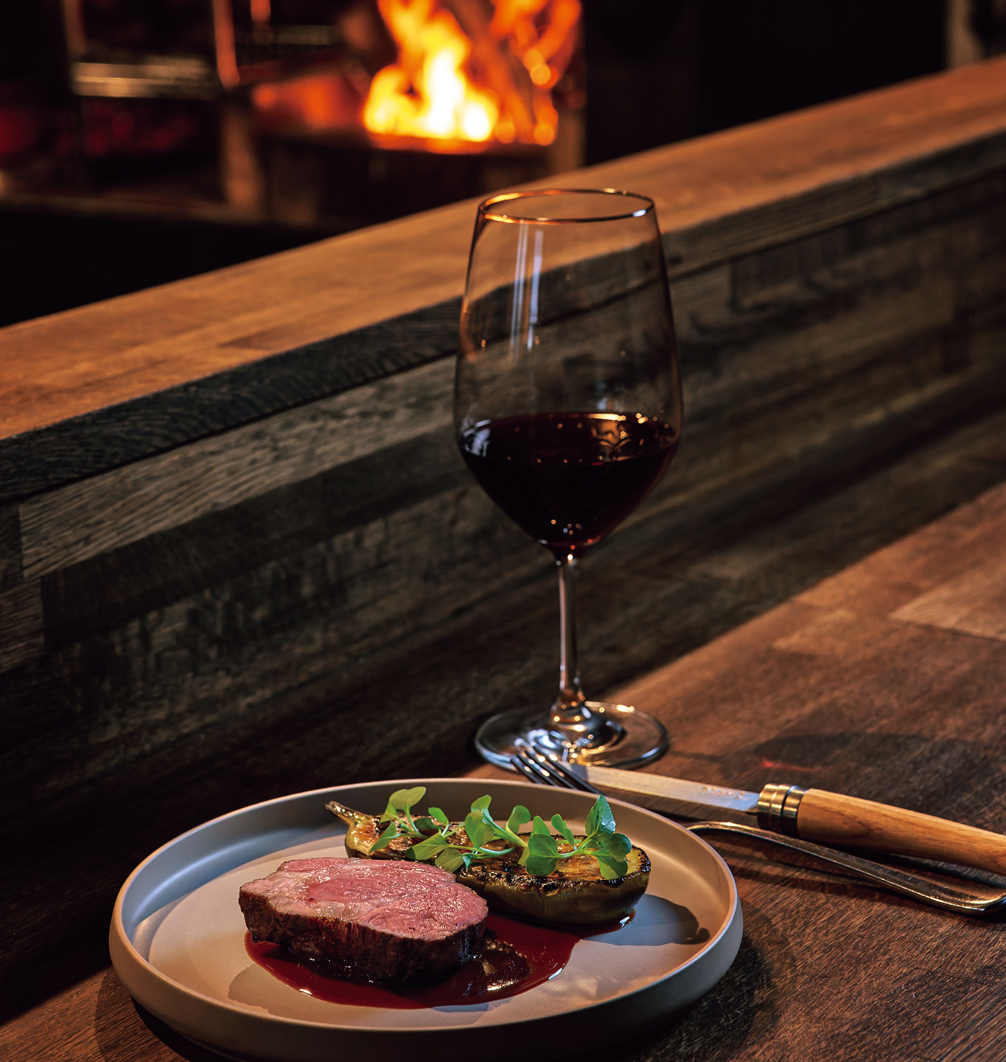 フランス産ビゴール豚の薪焼き