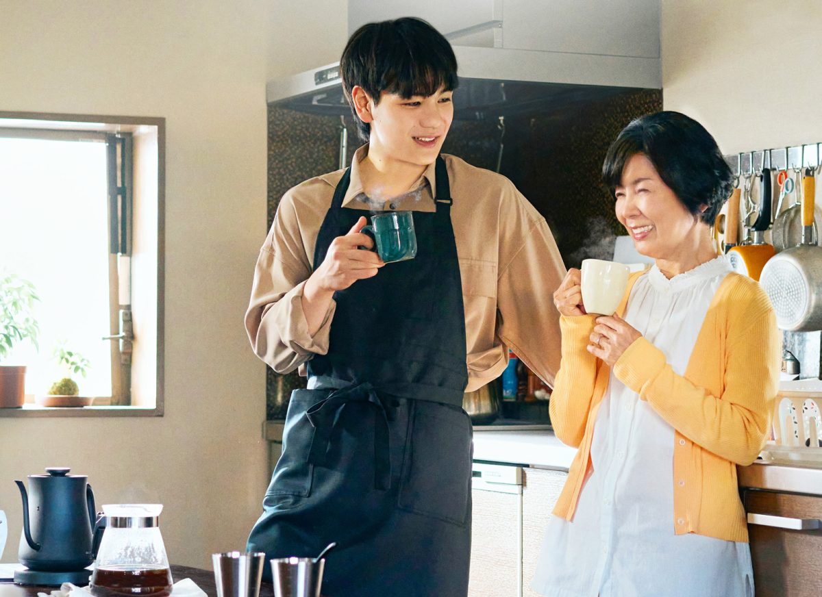 映画『富士山と、コーヒーと、しあわせの数式』の場面写真/JO1・豆原一成