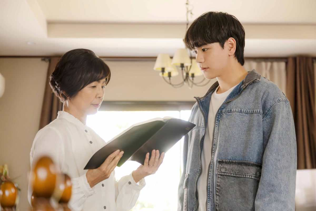 映画『富士山と、コーヒーと、しあわせの数式』の場面写真/JO1・豆原一成