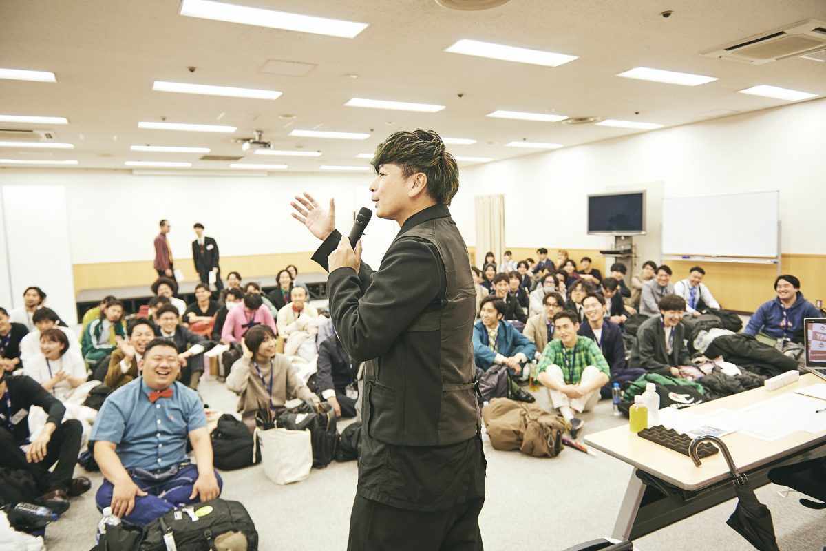 吉本NSCカリスマ講師が、明石家さんまから学んだ「怒らない技術」