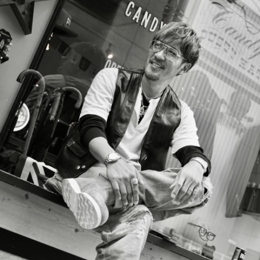 金髪・クロムハーツ好きのド派手社長の日常は「朝4時起床で21時就寝」。息子は岐阜商4番