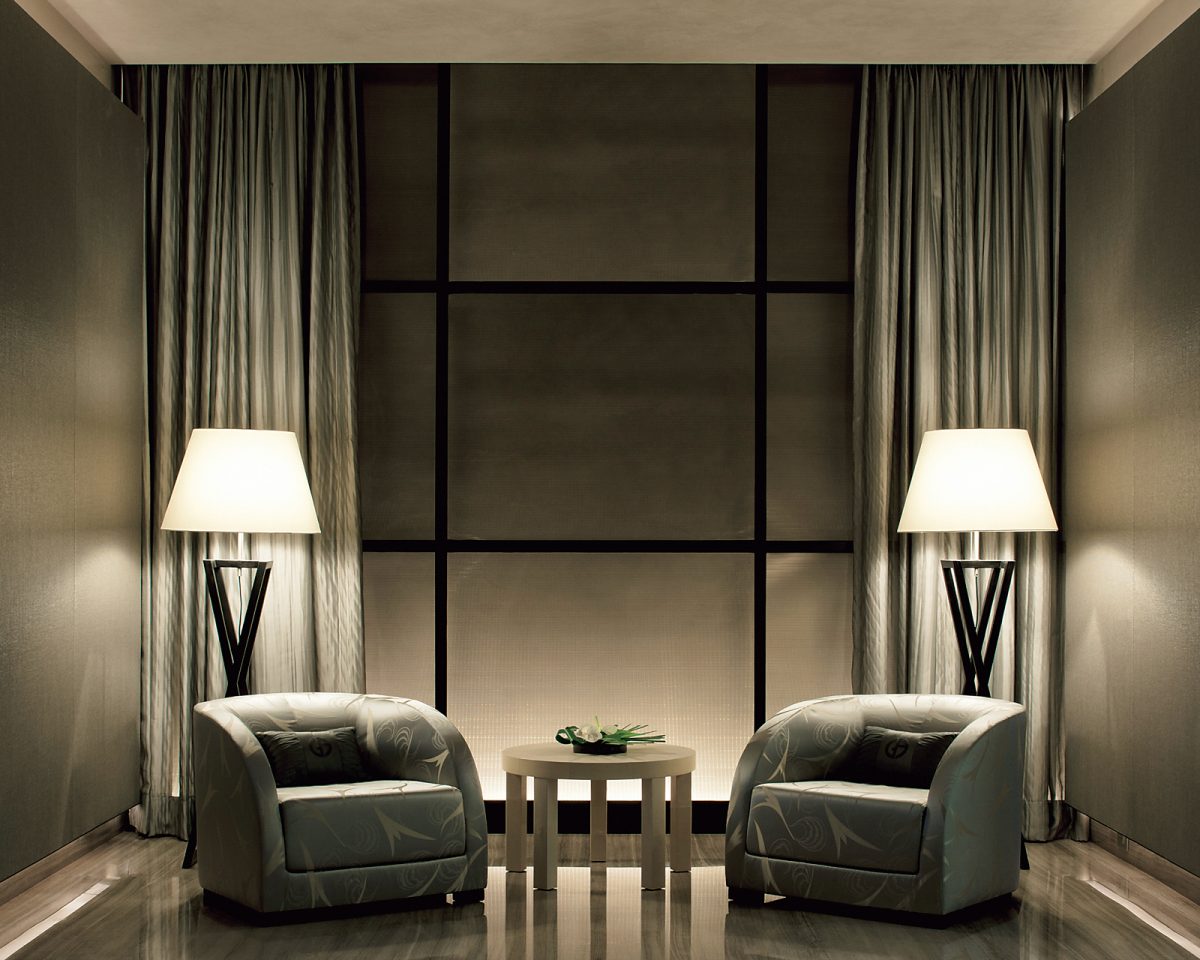 「アルマーニ／カーザ」ムンバイ