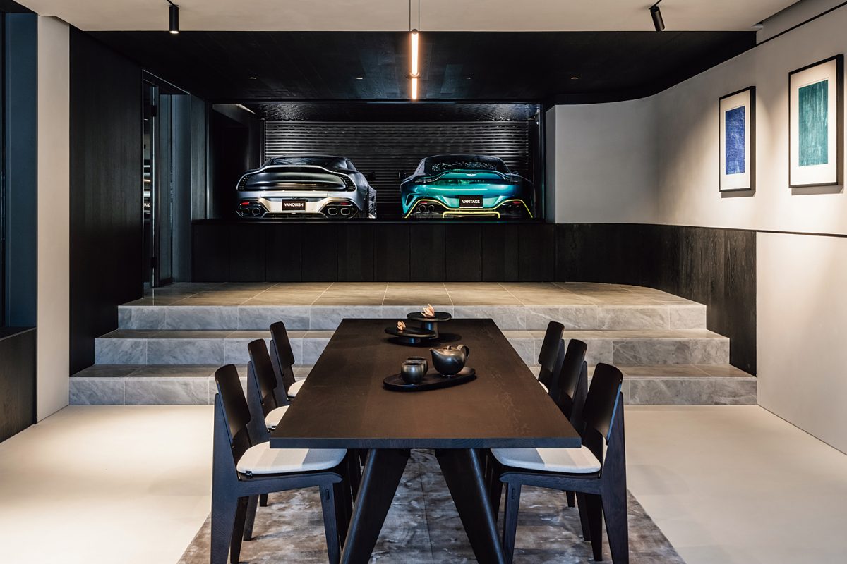 「アストンマーティン・レジデンス」