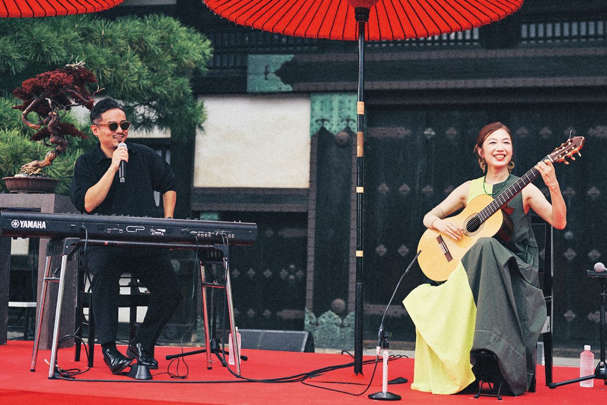 クラシックギタリスト村治佳織氏とジャズピアニスト大林武司氏