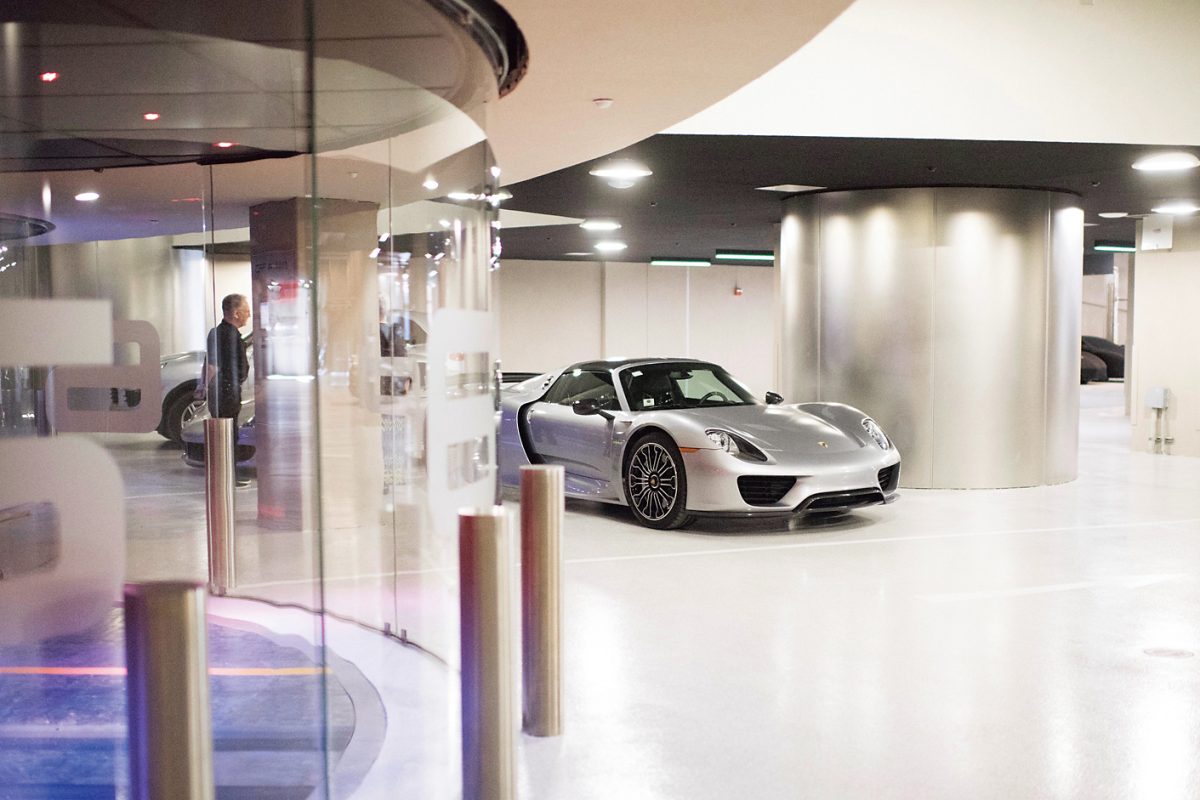 「ポルシェ デザイン タワー」マイアミ