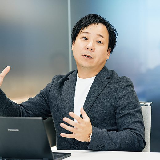 説明する関野大介氏