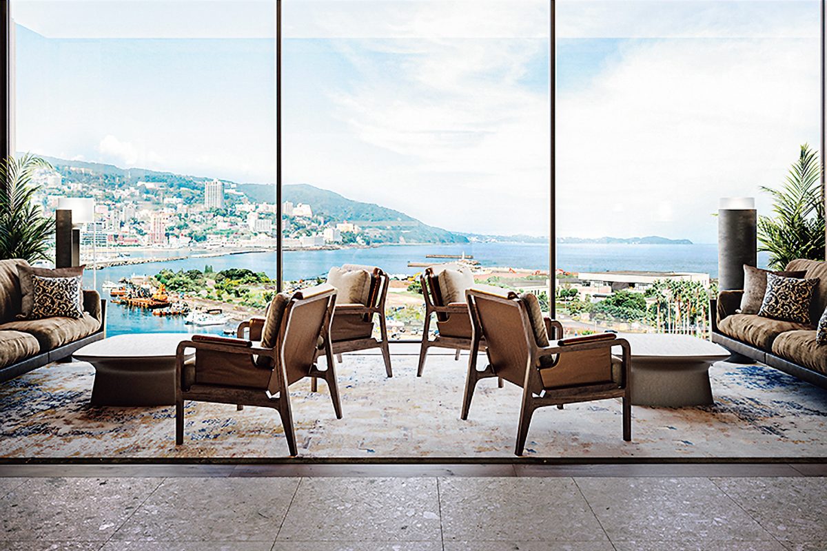 「UMITO 熱海THE CLIFF」のエントランス