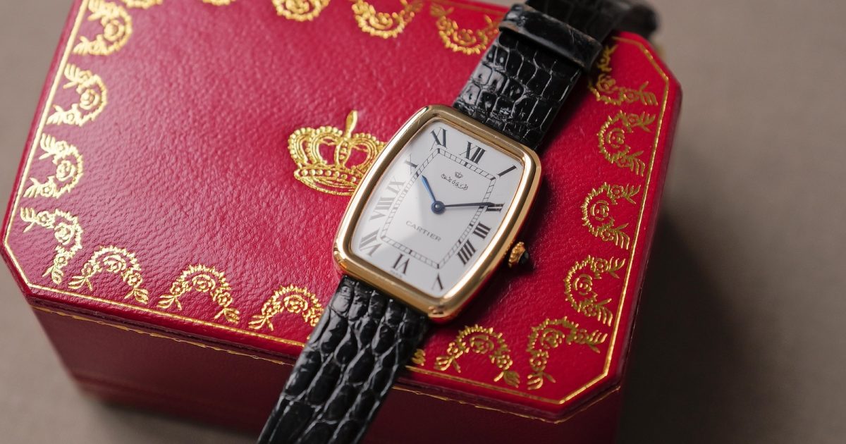 レア　新品未使用　カルティエ　お箸　Cartier カルティエ リバーシブル カブリオレ 手巻 Cal.6640 縦28mm 横18mm