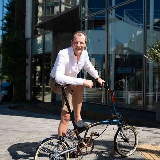 「母親が安心して走れる街を」――ブロンプトンCEOが東京で語った50年と、これから。