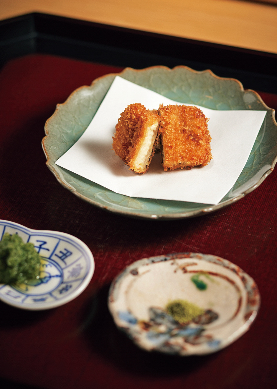 「銀座 虎あら」のうなカツ