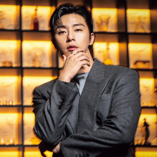 パク・ソジュン氏