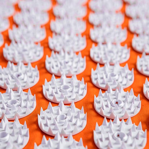 疲れが抜けない、眠りが浅い──そんなビジネスパーソンの間で「痛いのにクセになる」と話題のセルフケアを試してみた