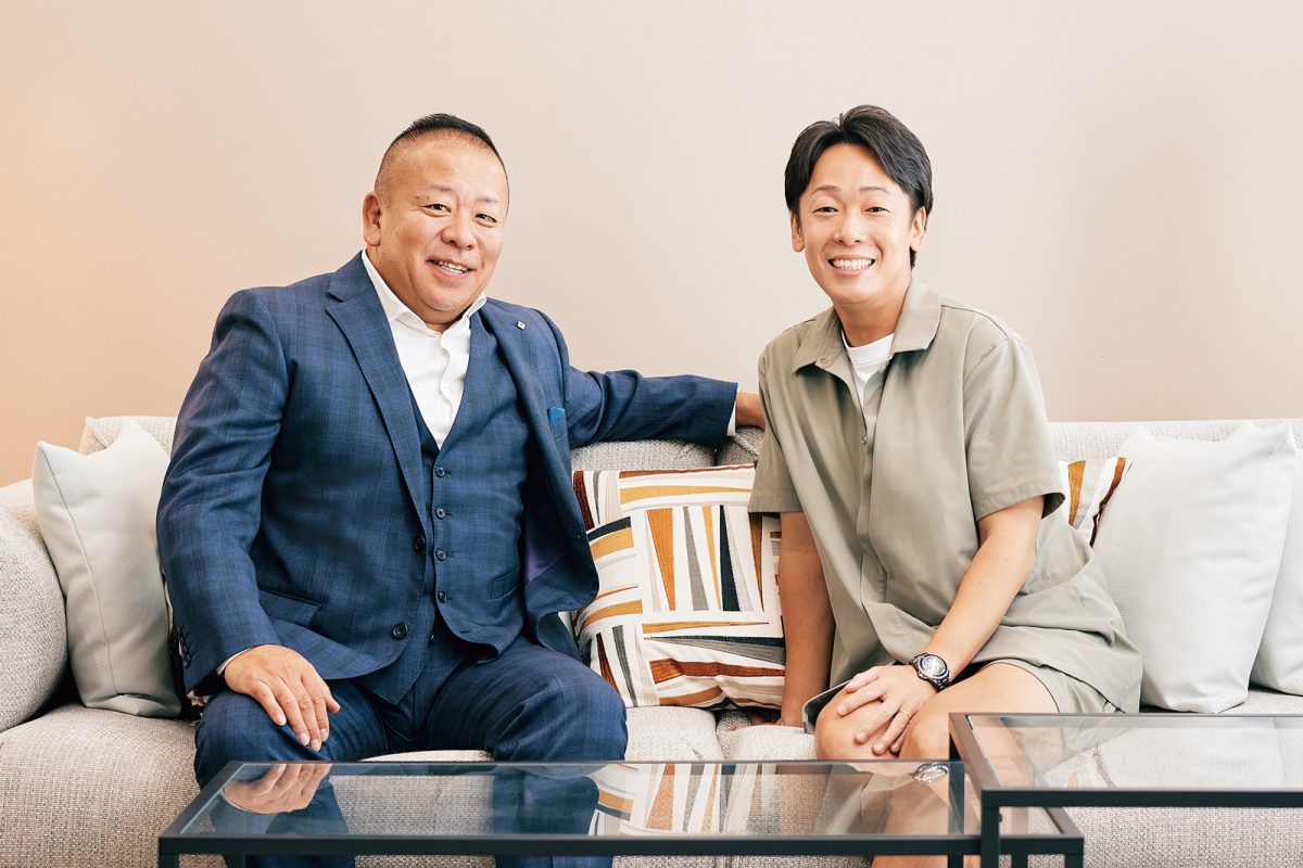 ガモウ執行役員副社長の中根敬氏と、KINUJO HD代表取締役社長の上條亮太氏