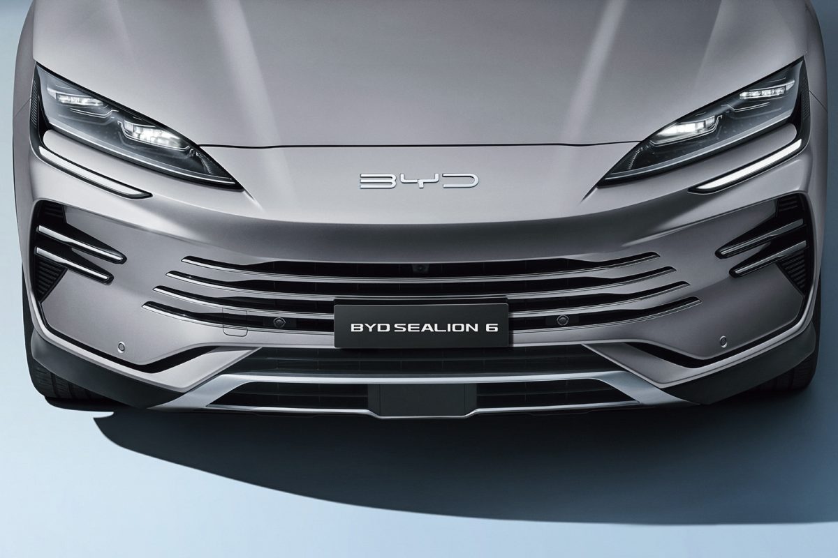 BYD SEALION 6