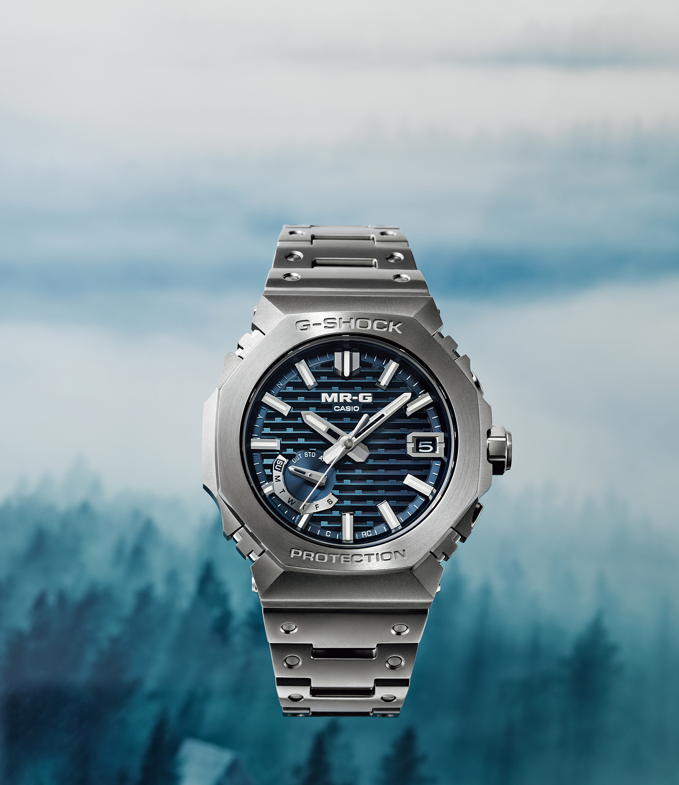 日本が誇る、G-SHOCKの最高峰「MRG-B2100D」 | GOETHE