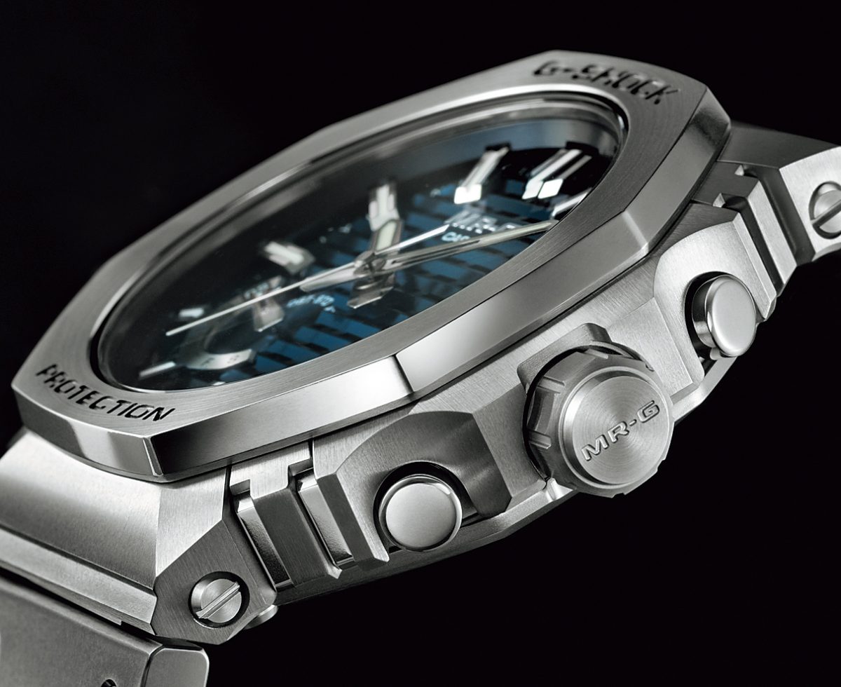 G-SHOCK MRG-B2100D-2AJRのケース