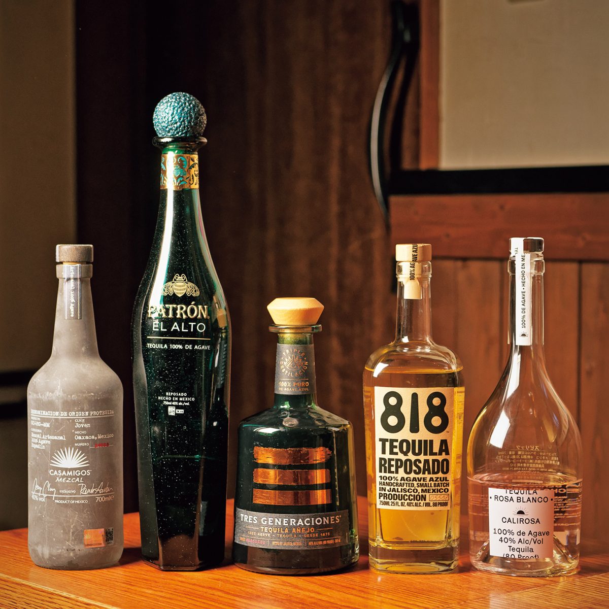 「Gatito」のテキーラとメスカル